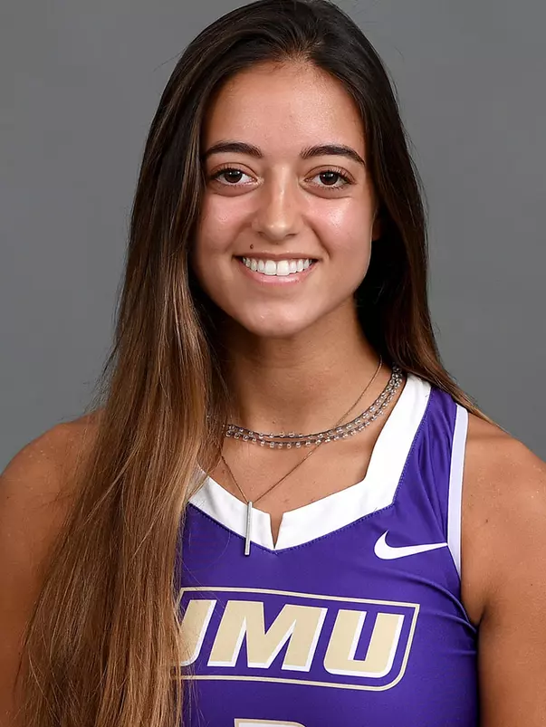 Tori Carawan Headshot 20