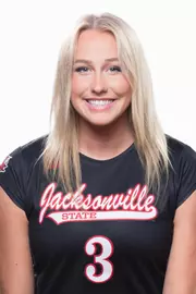 VB Headshot #3 Addie Halverson