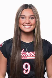 VB Headshot Courtney Glotzbach