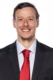 Ari Adut