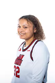 Brooklyn McDaniel 25-26