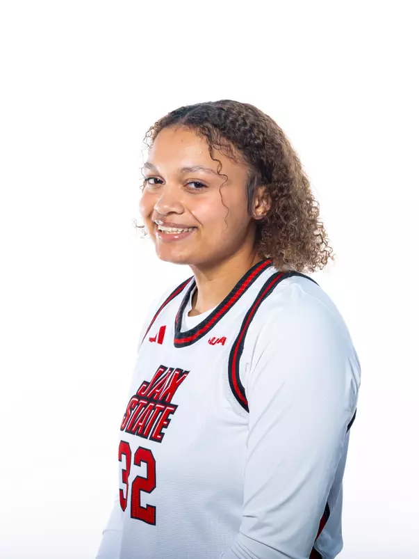 Brooklyn McDaniel 25-26