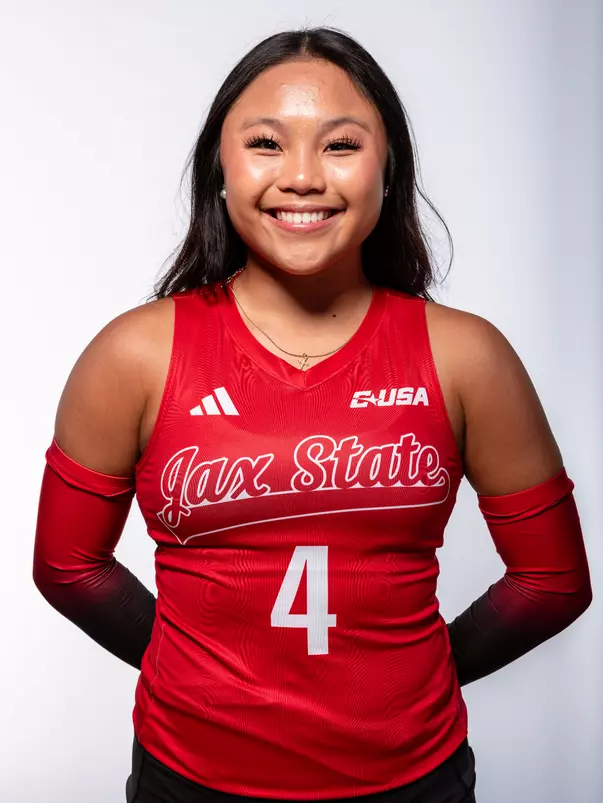 Mia Duong