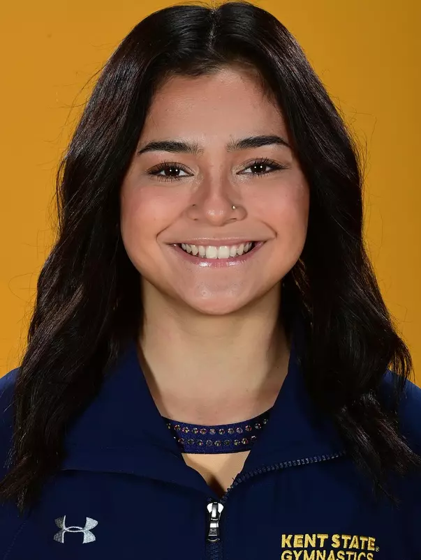 gymnastics_2021-22headshots_guns