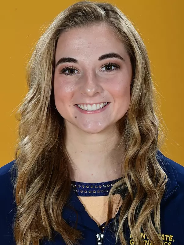 gymnastics_2021-22headshots_haxton