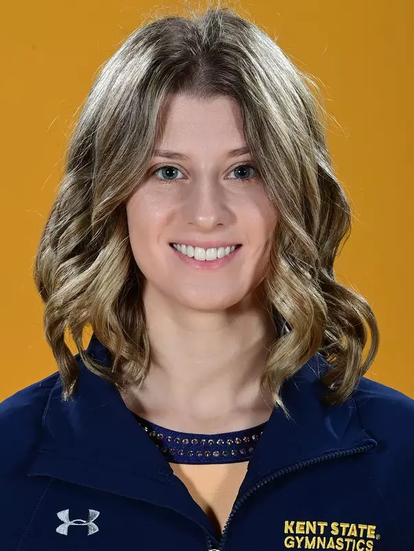 gymnastics_2021-22headshots_weinpert