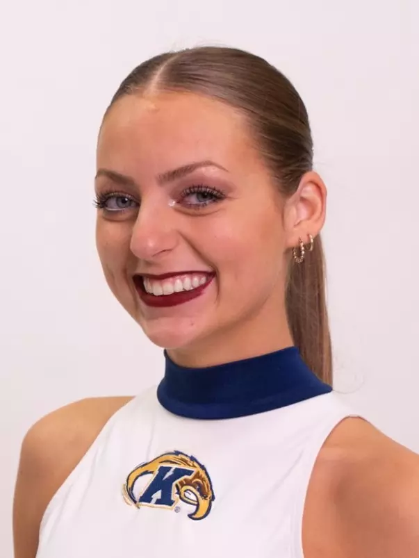 2023_dance_headshot_yulia zub