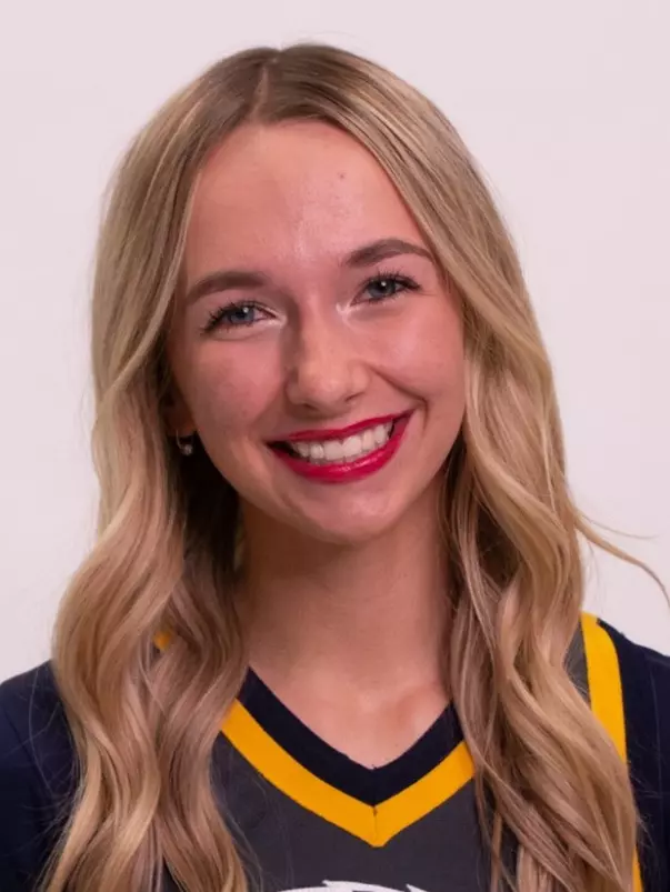 2023_cheer_headshot_richardson