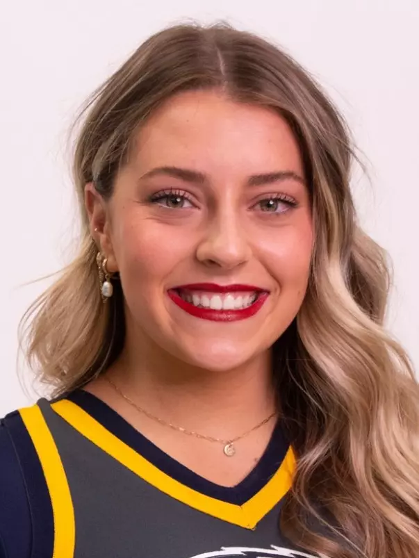 2023_cheer_headshot_taylor