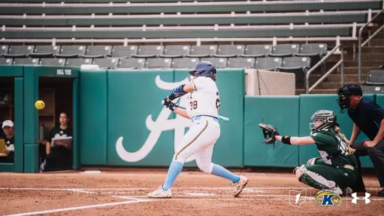 Leilani Johnson home run vs. USF 2026