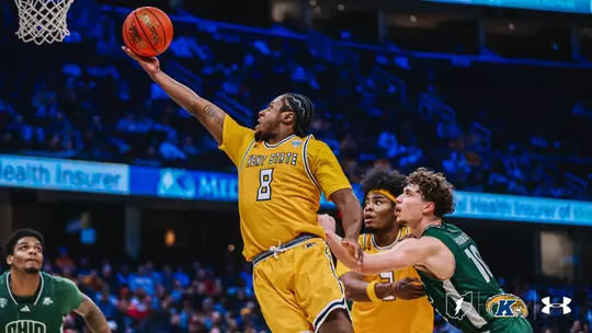 Morgan Safford layup versus Ohio in MAC Tournament