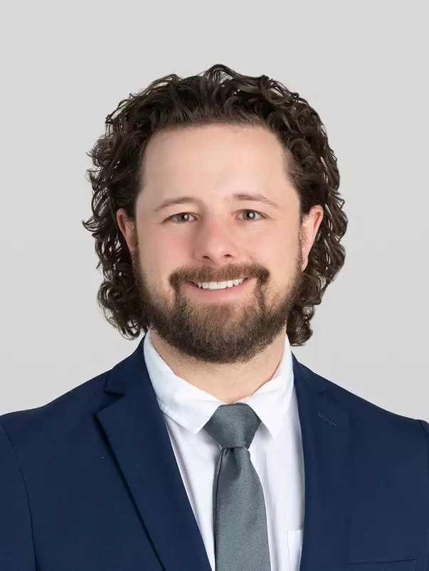Aaron Yoder Headshot