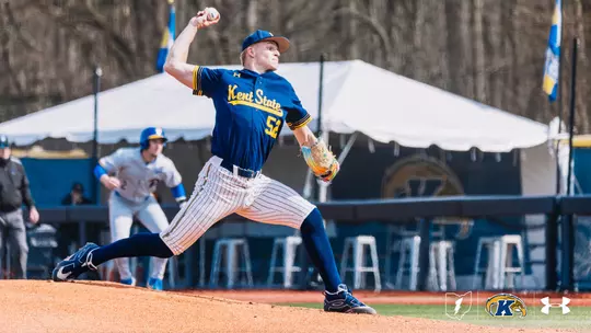 Gavin Jones pitching versus Pitt