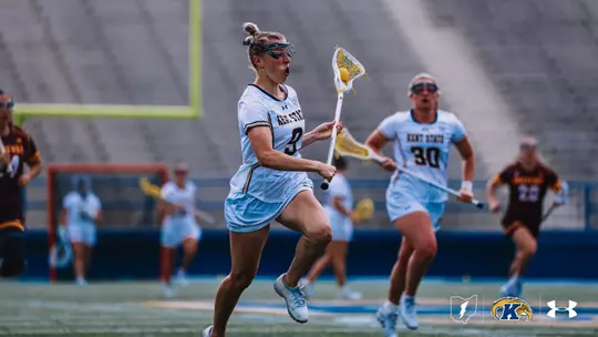 Morgan Halli runs up the field with the ball against Central Michigan