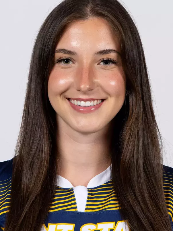 Mia Cleroux Headshot 26