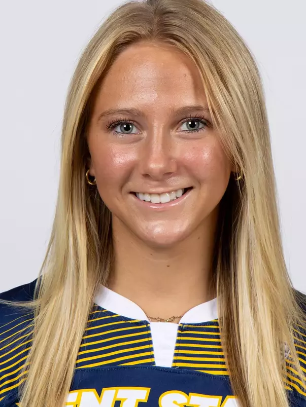 Addy Cusick Headshot 26