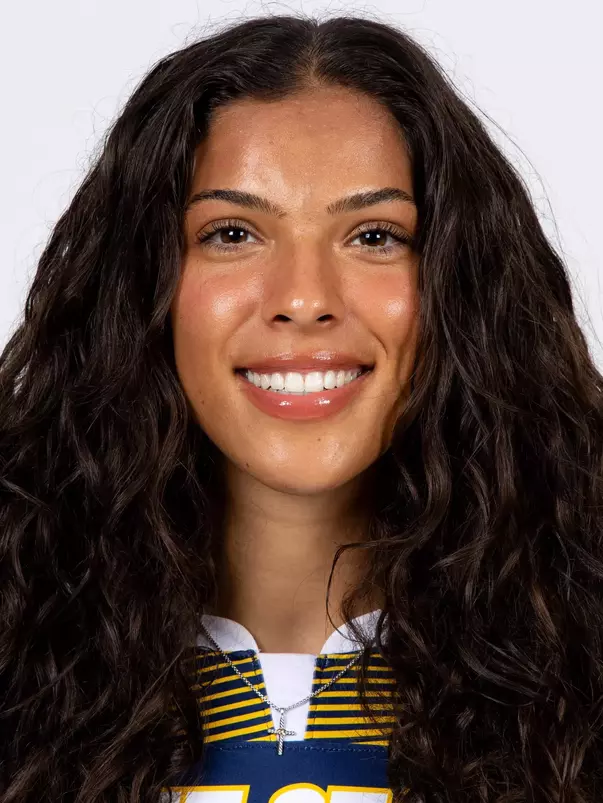 Josie Morgan Headshot 26