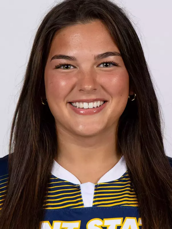 Ali Weibel Headshot 26