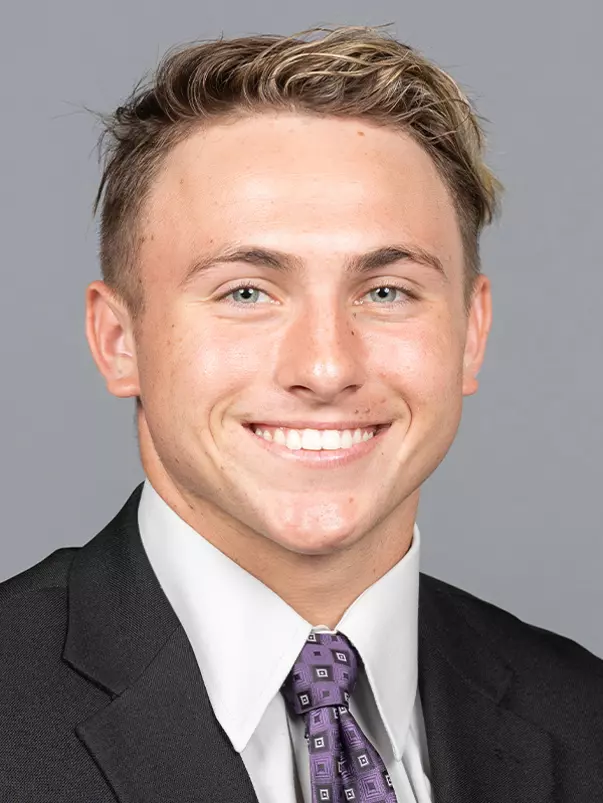 Dineen, Jet - headshot