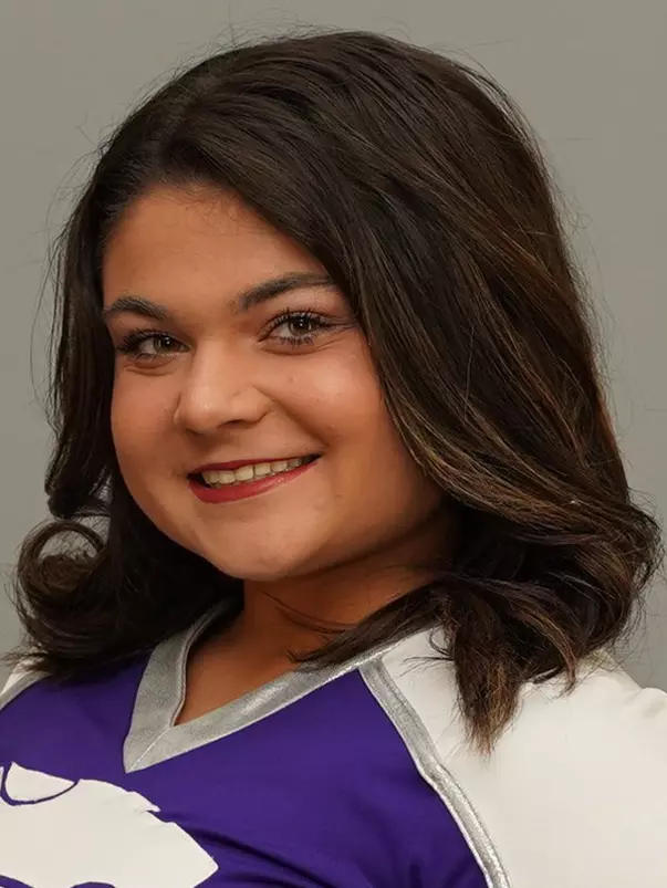 Claire Thurnau 2022-23