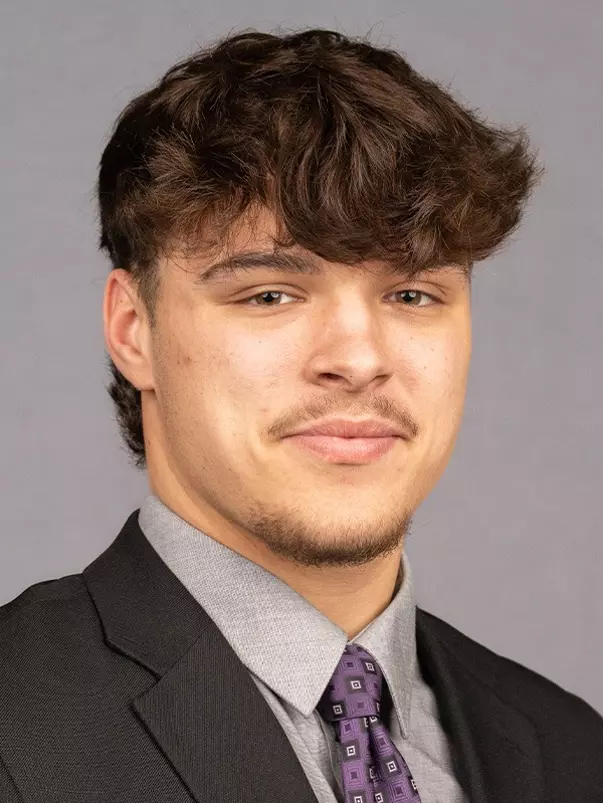 Romaine, Austin - headshot