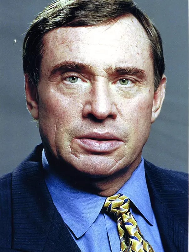 Tom Asbury - Head Men's Basketball Coach 1994-00