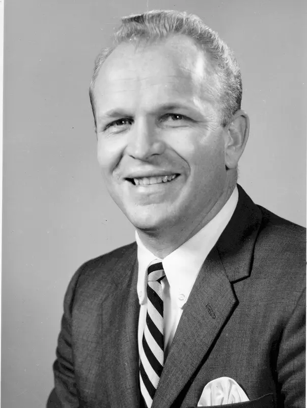Cotton Fitzsimmons - Head Men's Basketball Coach 1968-70