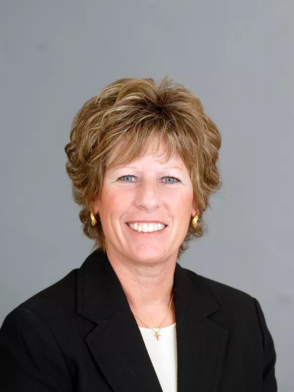 Deb Patterson - Head Women's Basketball Coach 1996-2014