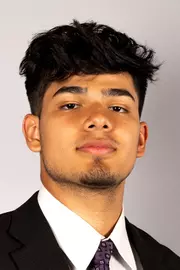 Lara, Adryan - headshot