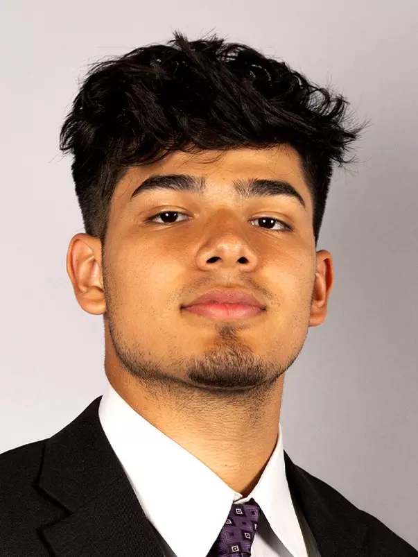 Lara, Adryan - headshot