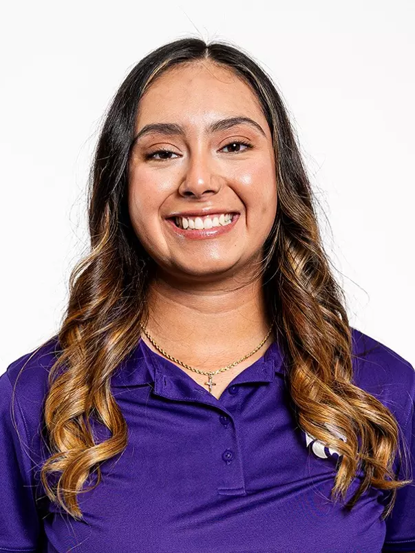 Vargas, Haley - headshot