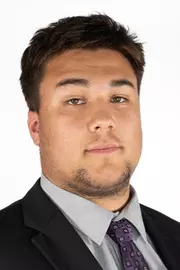 Schnuke, Navarro - headshot