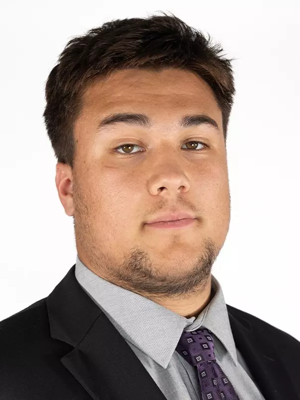 Schnuke, Navarro - headshot