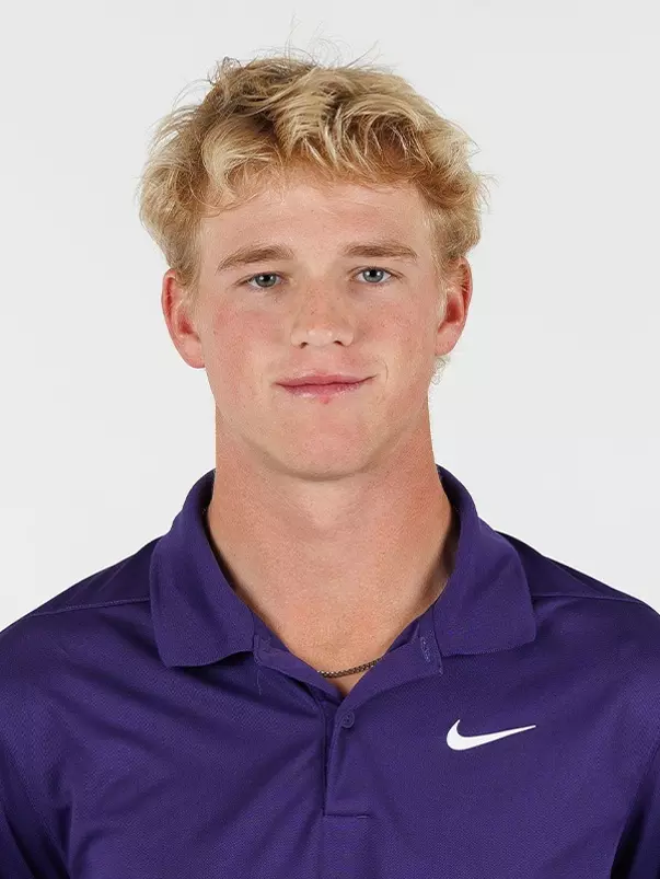 Strong, Tyler - headshot