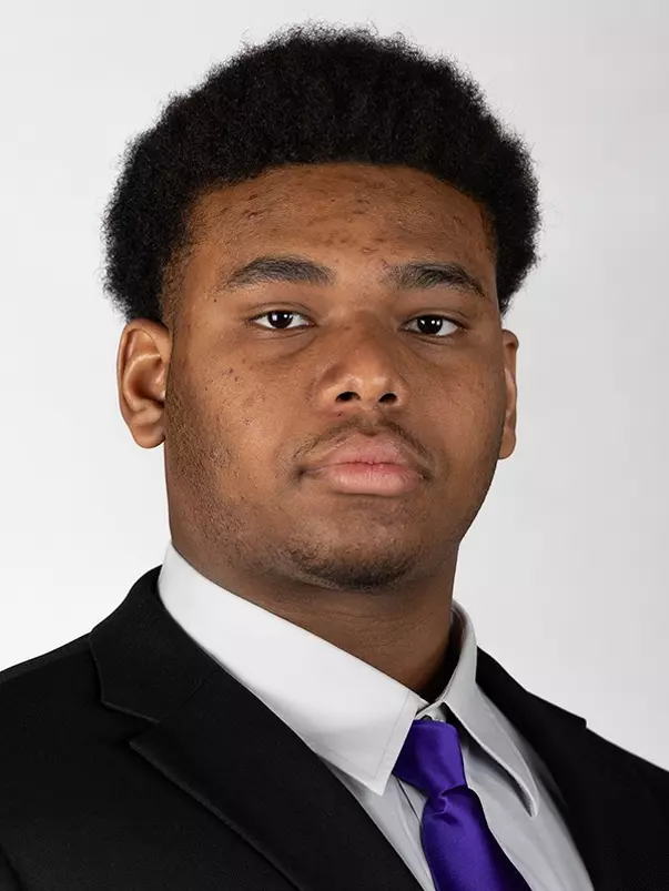 Villarouel, Dylan - headshot