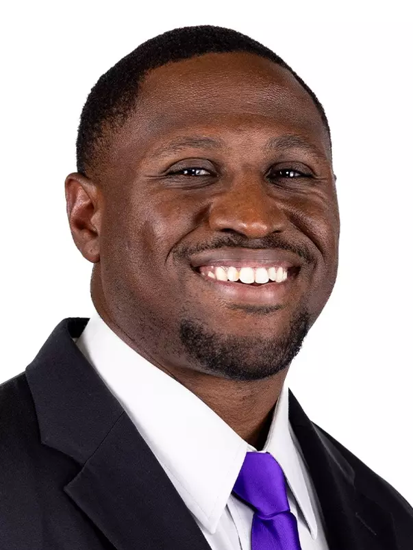 Farmer, Ashton - headshot