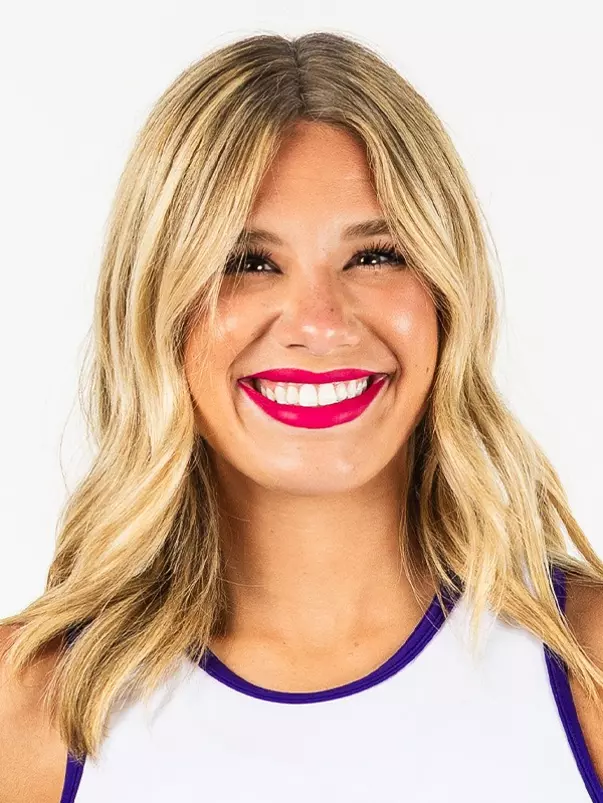 Bailey Scarbrough headshot