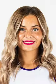 Emma Penegar headshot