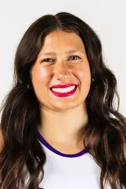 Isabella Leo headshot