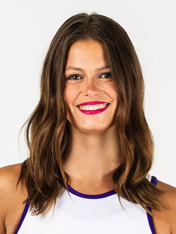 Mary Grace Cahill headshot