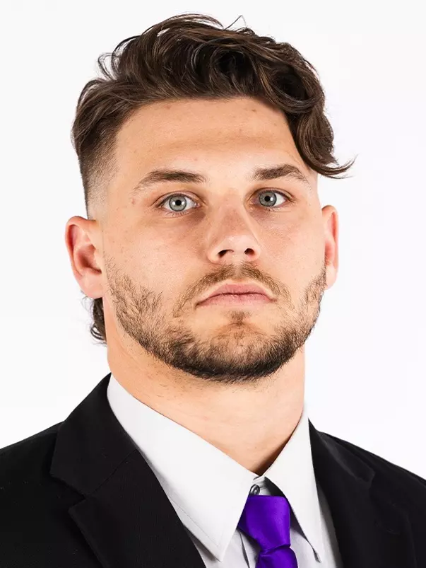 Carter, Tory - headshot