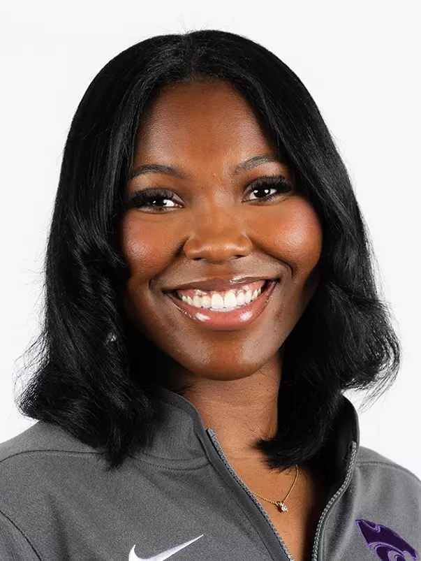 Johnson, Kelsie - headshot