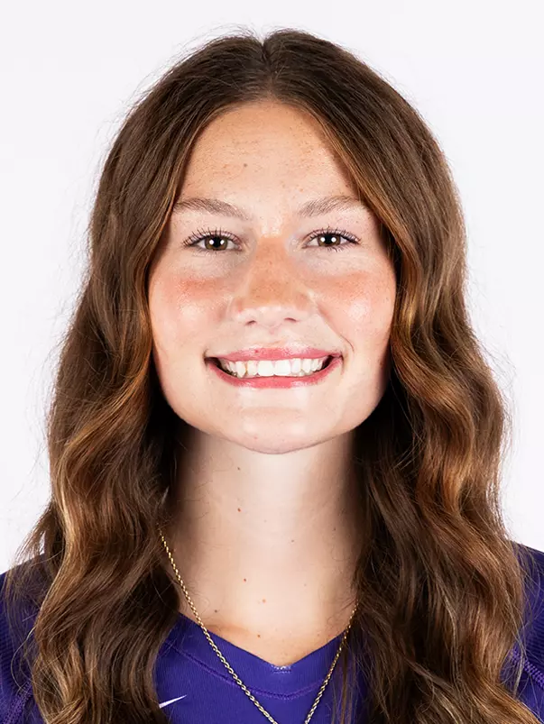 Ellah Derrer Headshot 2026