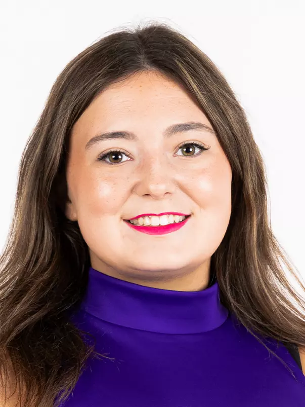 Taylor Cohen headshot