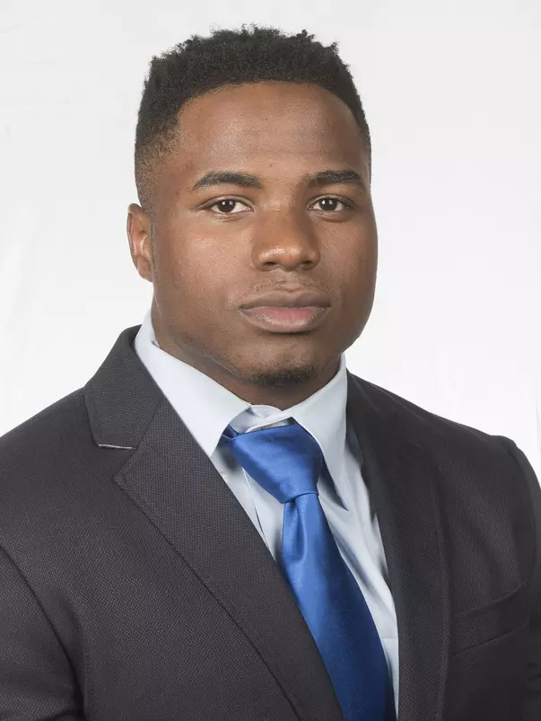 2018 football headshots