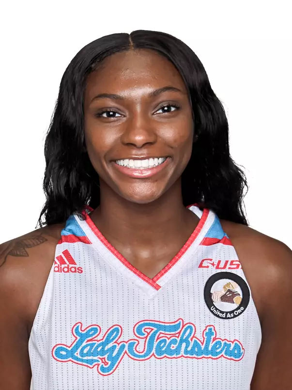 Amaya Headshot Edit