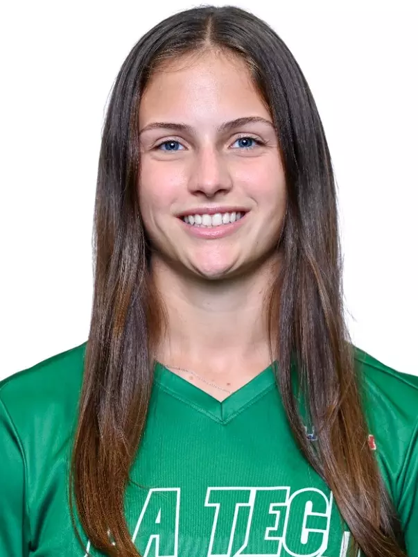 Emma Duguay headshot