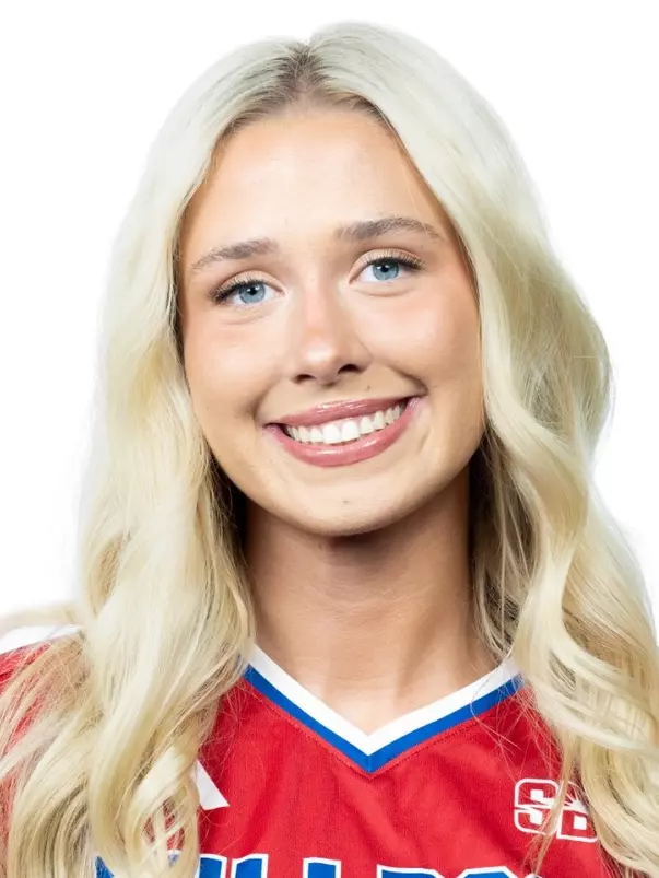 Charlotte Woodward Headshot