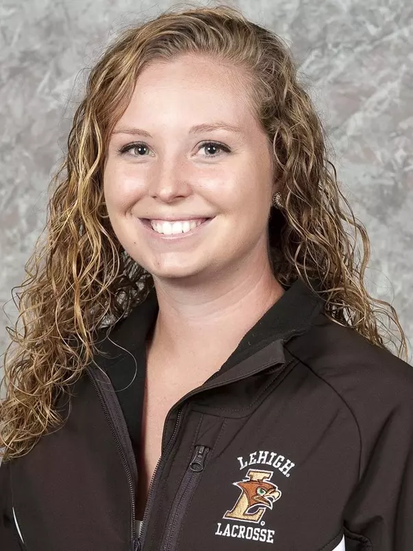 Kim Kolarik Headshot