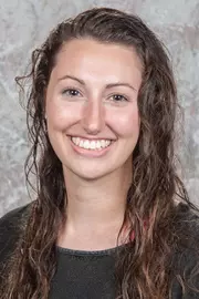 Kelly Bennett Headshot